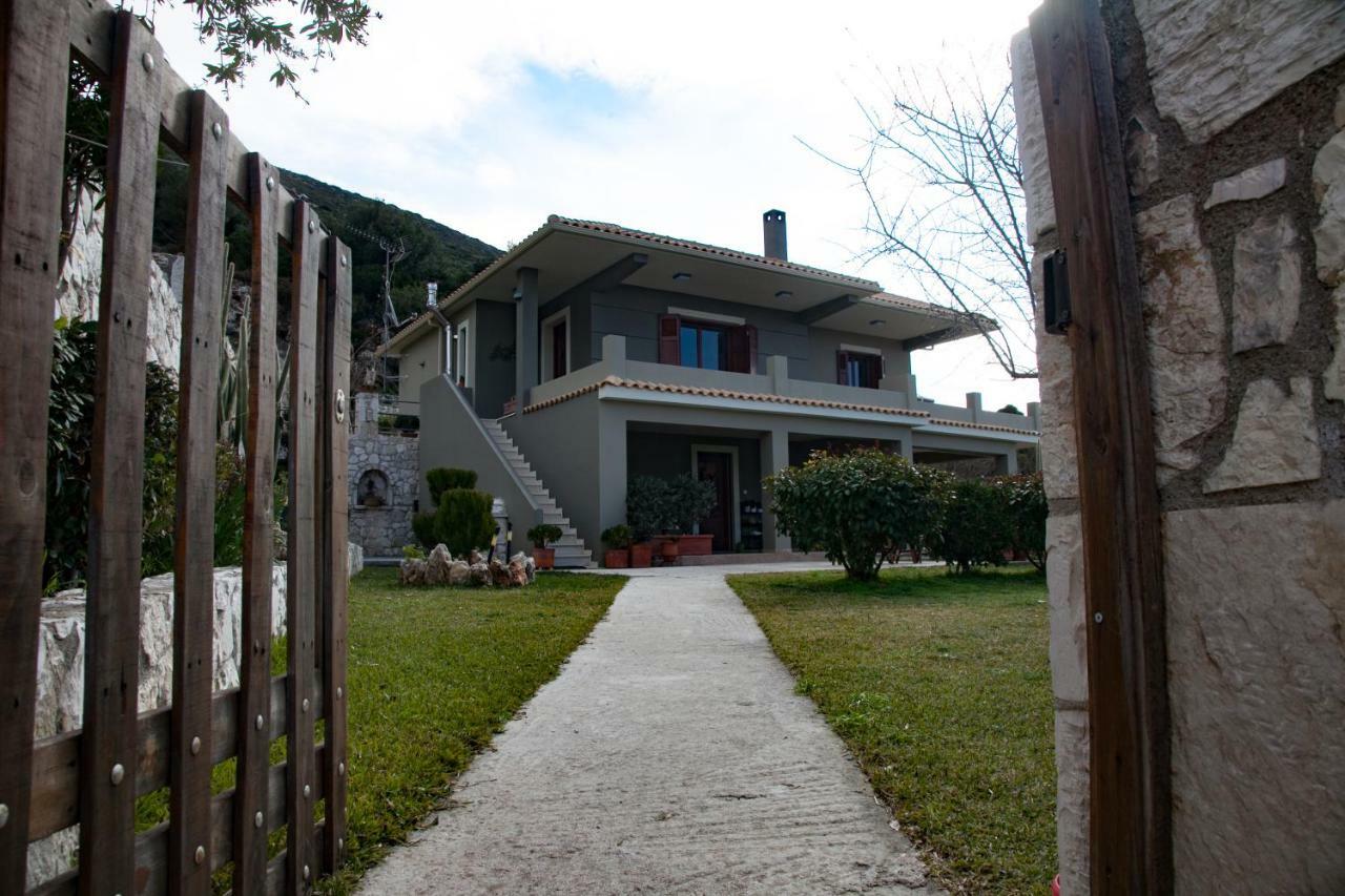 Virginia Place Atheras Exterior photo