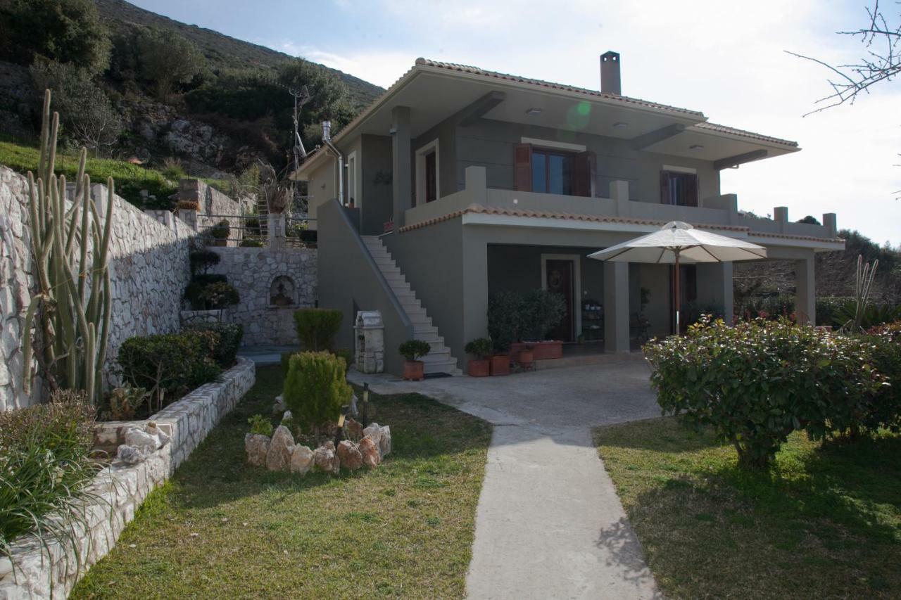 Virginia Place Atheras Exterior photo